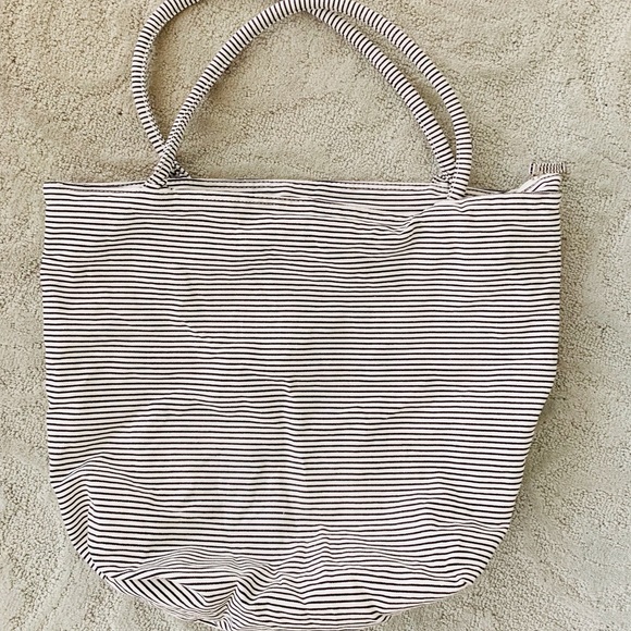 Handbags - Black and white striped beach bag